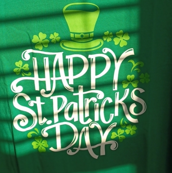 SOLD! 4 Happy St. Patricks Day Adult Medium Green T-Shirt NWOT - Picture 2 of 5
